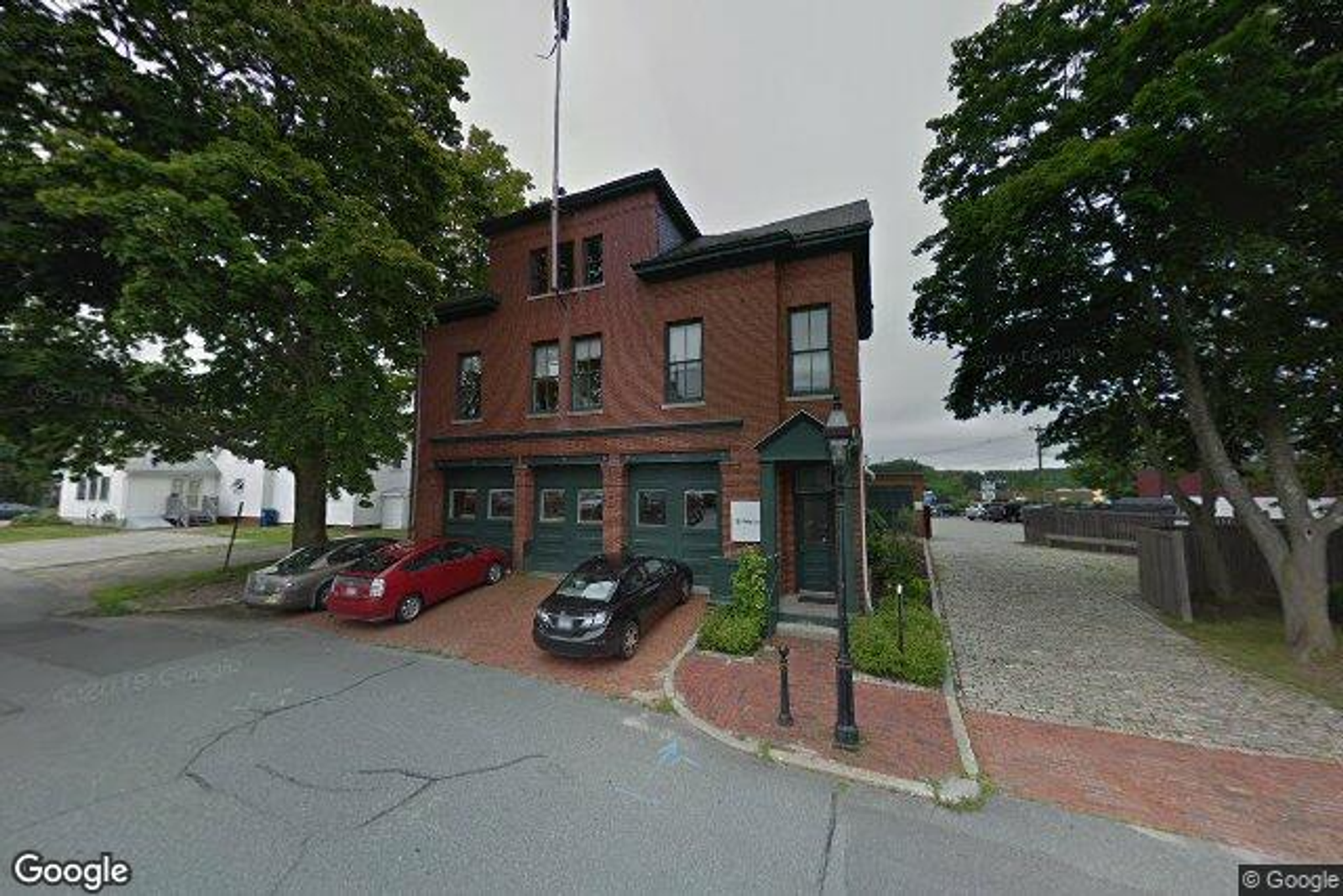 Photo 8 of 19 Arbor Street