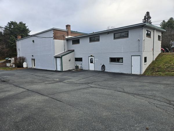 240 Meriden Rd
