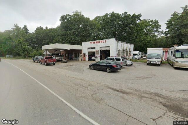 496 Daniel Webster Hwy