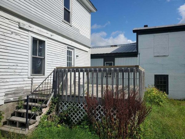 17 Summer Street