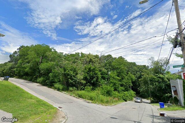89 Dunnell Ln