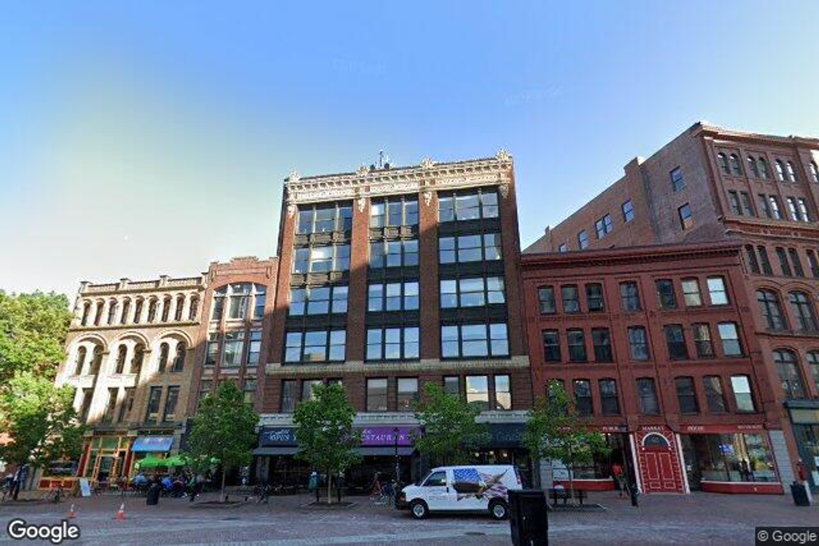 Photo 5 of 22 Monument Square.