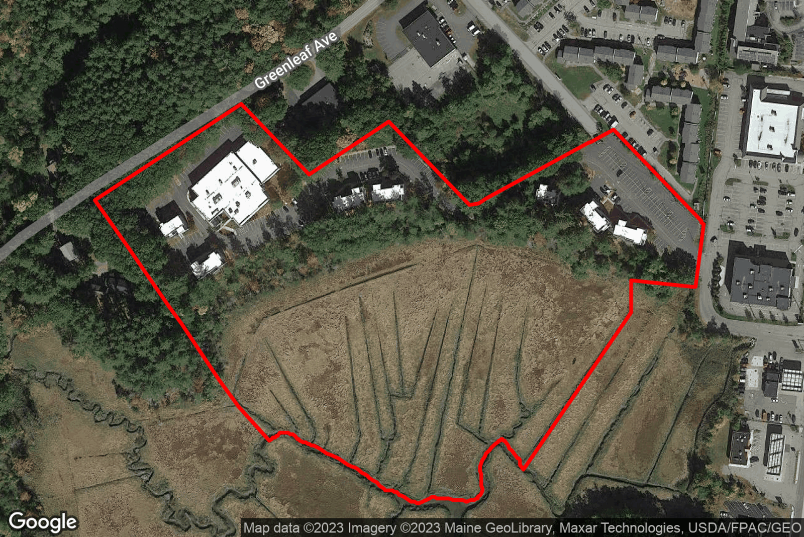 Photo 3 of 6 Greenleaf Woods Dr