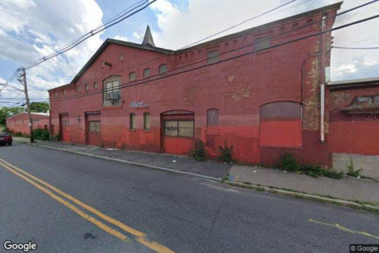 Photo 8 of 333 Bucklin St