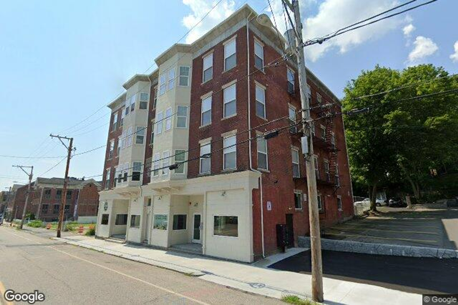 Photo 8 of 122 N Main St