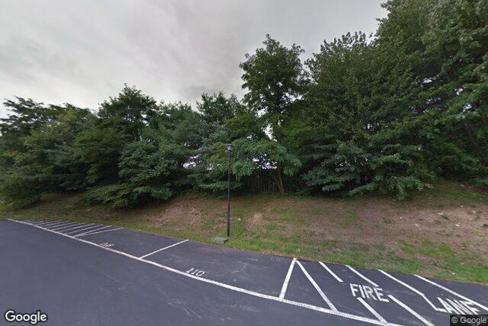 Photo 3 of 734 Daniel Webster Highway