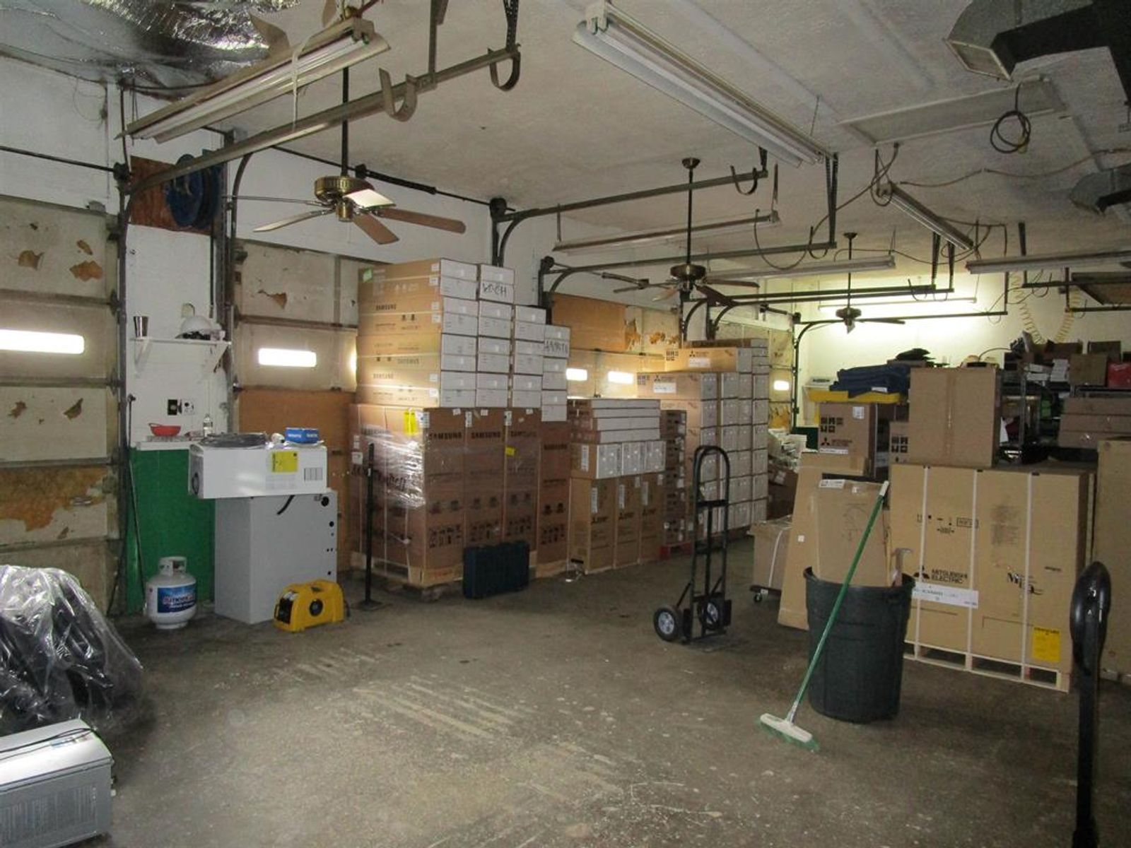 Photo 17 of 2 Buildings Office & Warehouse