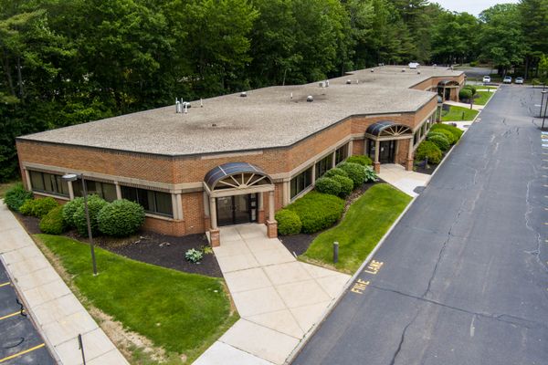 400 Southborough Dr 