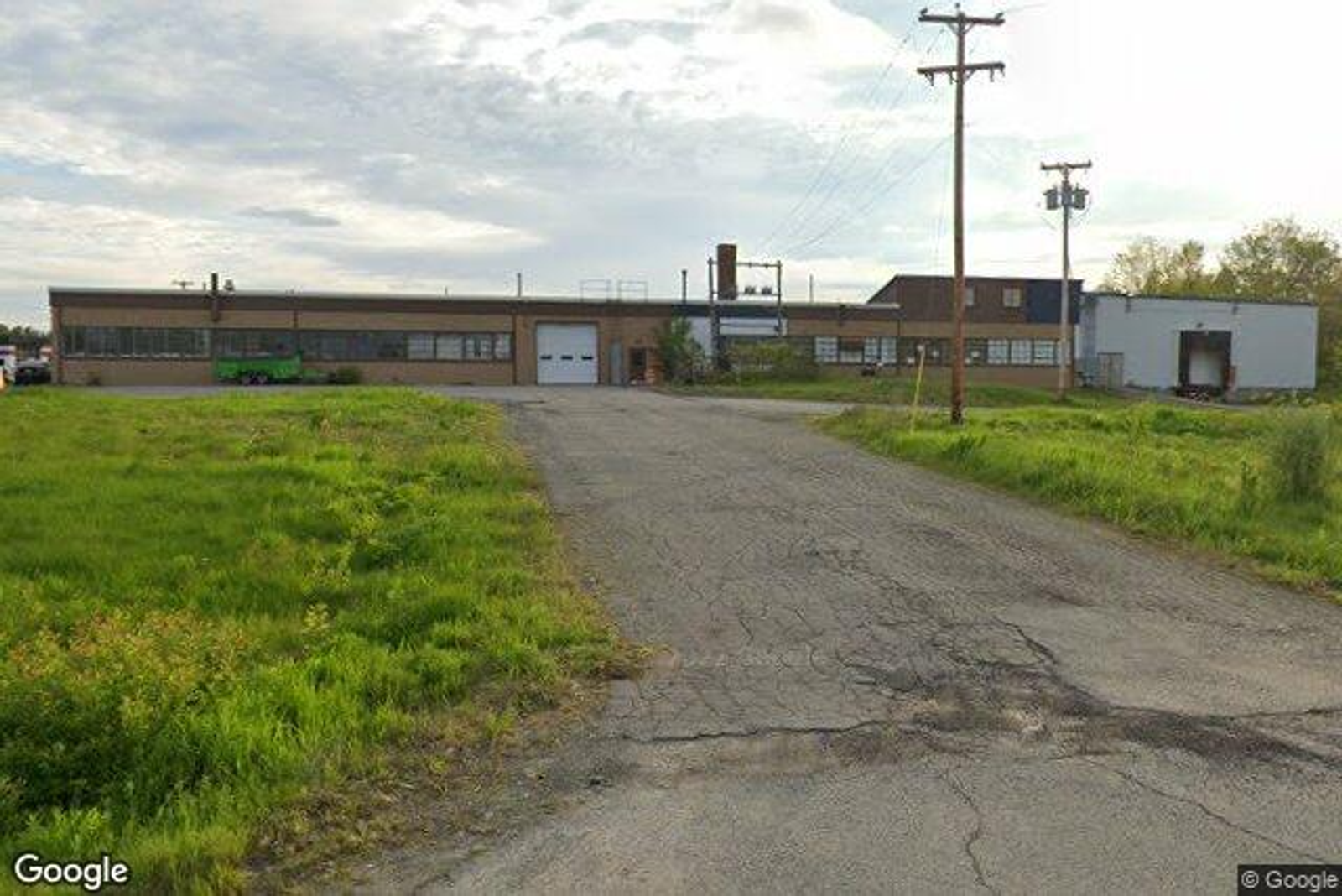 Photo 4 of 20 Industrial St