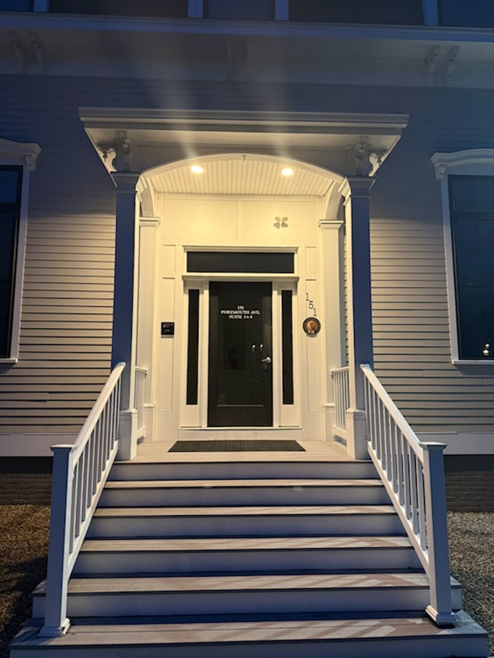 Photo 25 of 147 Portsmouth Ave