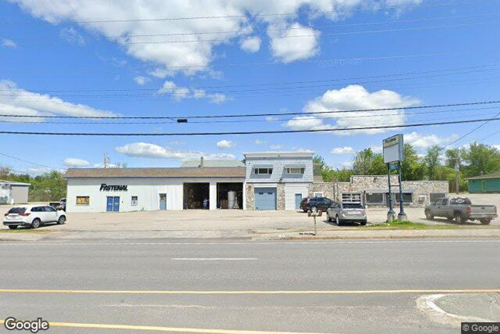 Photo 33 of 747 Minot Ave 
