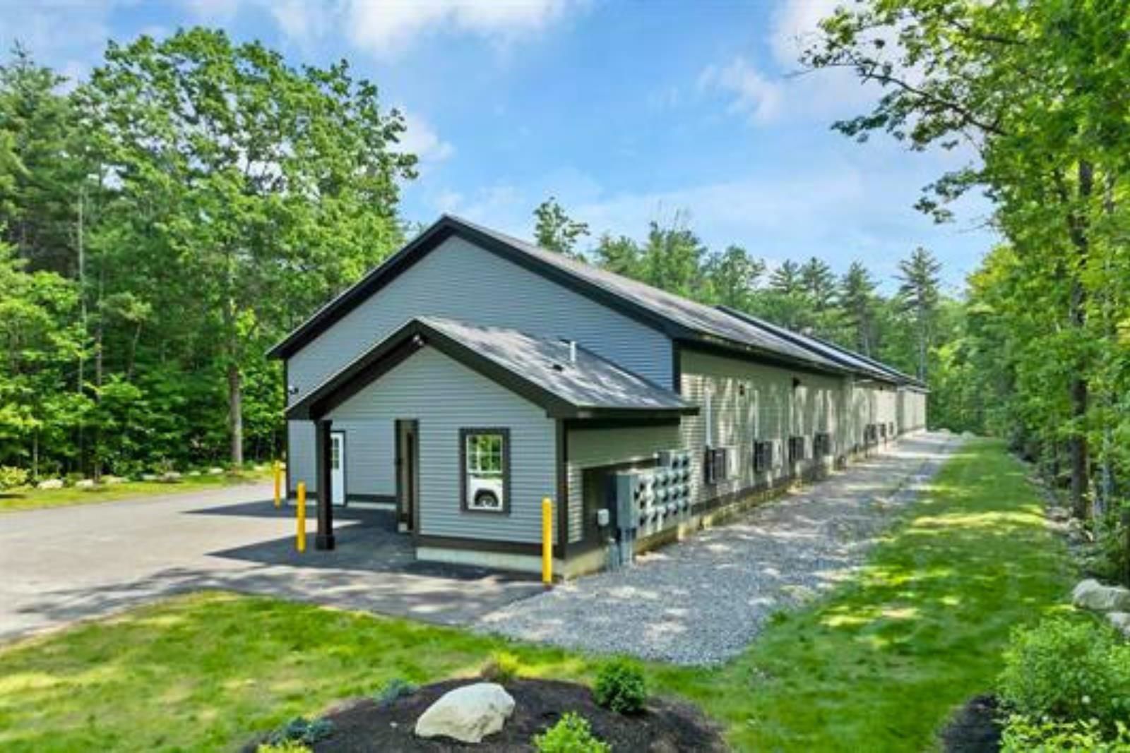 Photo 25 of Lake Shore Storage Condominiums