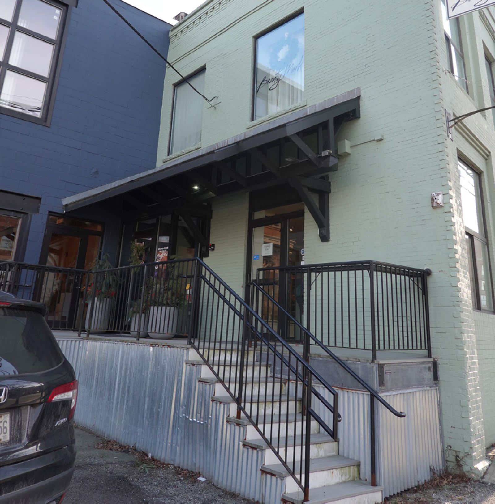 Photo 5 of 250 Commercial Street